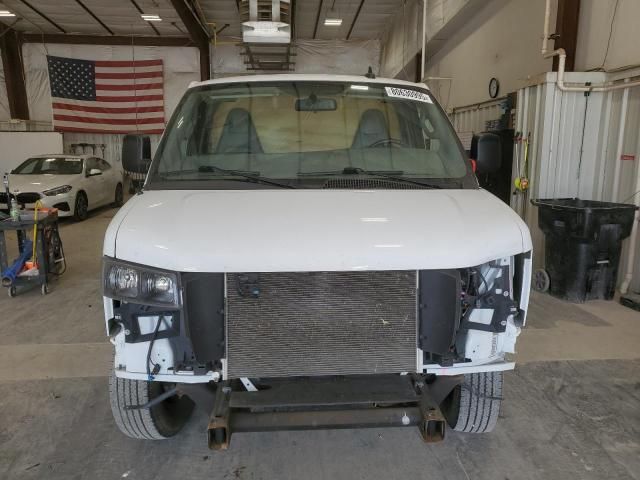 2023 GMC Savana G2500