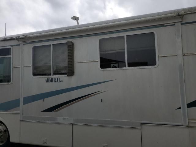 2002 Workhorse Custom Chassis Motorhome Chassis W22