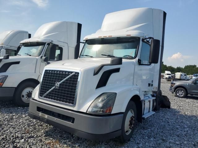 2017 Volvo VNL Semi Truck