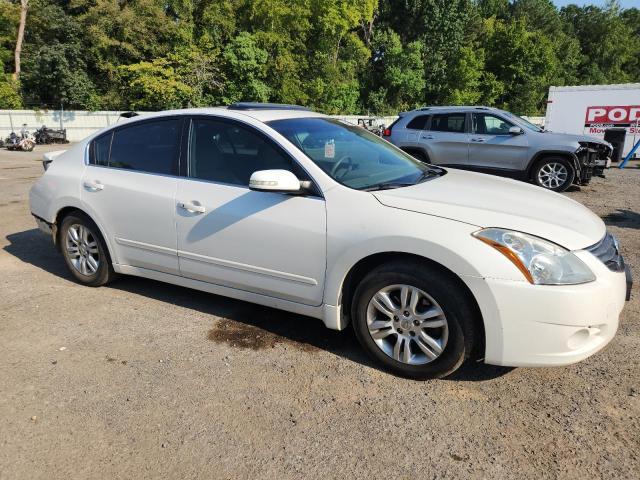 2010 Niss Altima
