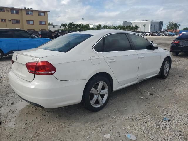 2013 Volkswagen Passat SE