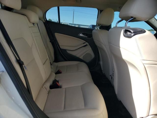 2016 Mercedes-Benz GLA 250