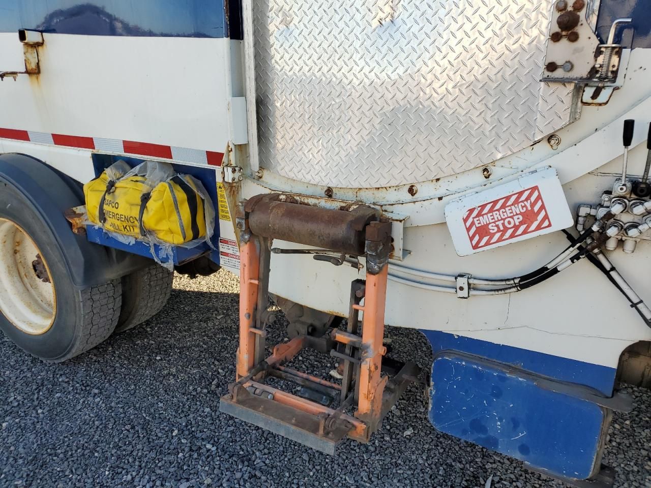 2018 International 4000 4300-Semi Truck