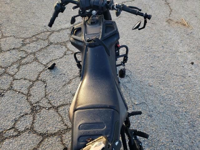 2023 Husqvarna Vitpilen 401/SVARTPILEN 401