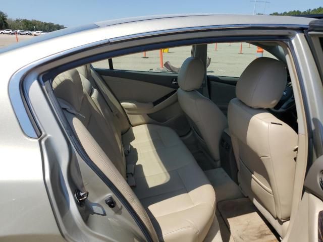 2010 Nissan Altima Base