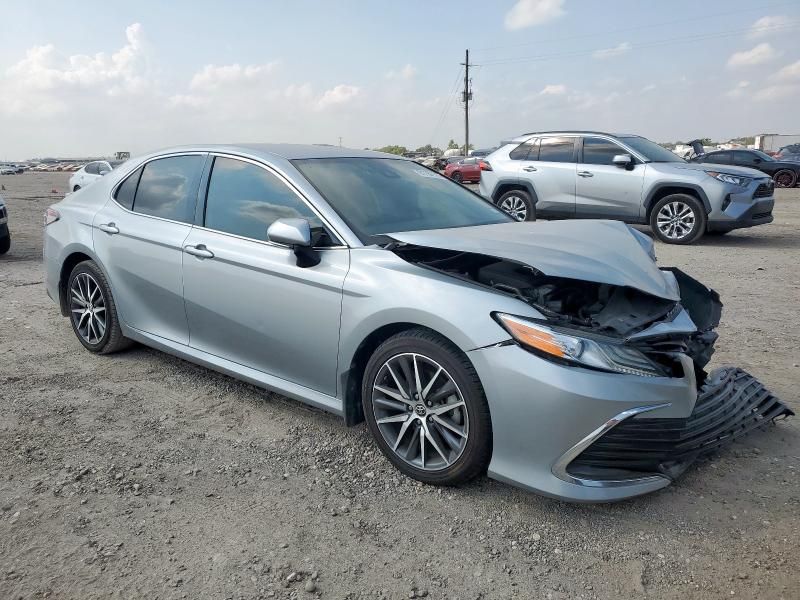 2022 Toyota Camry XLE
