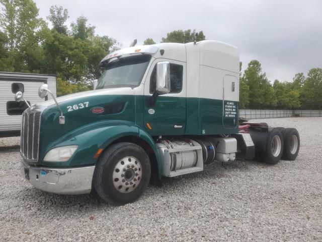 2017 Peterbilt Tractor 2017 Peterbilt 579 Semi Truck