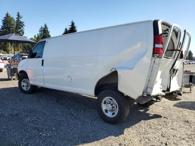 2016 Chevrolet Express G2500