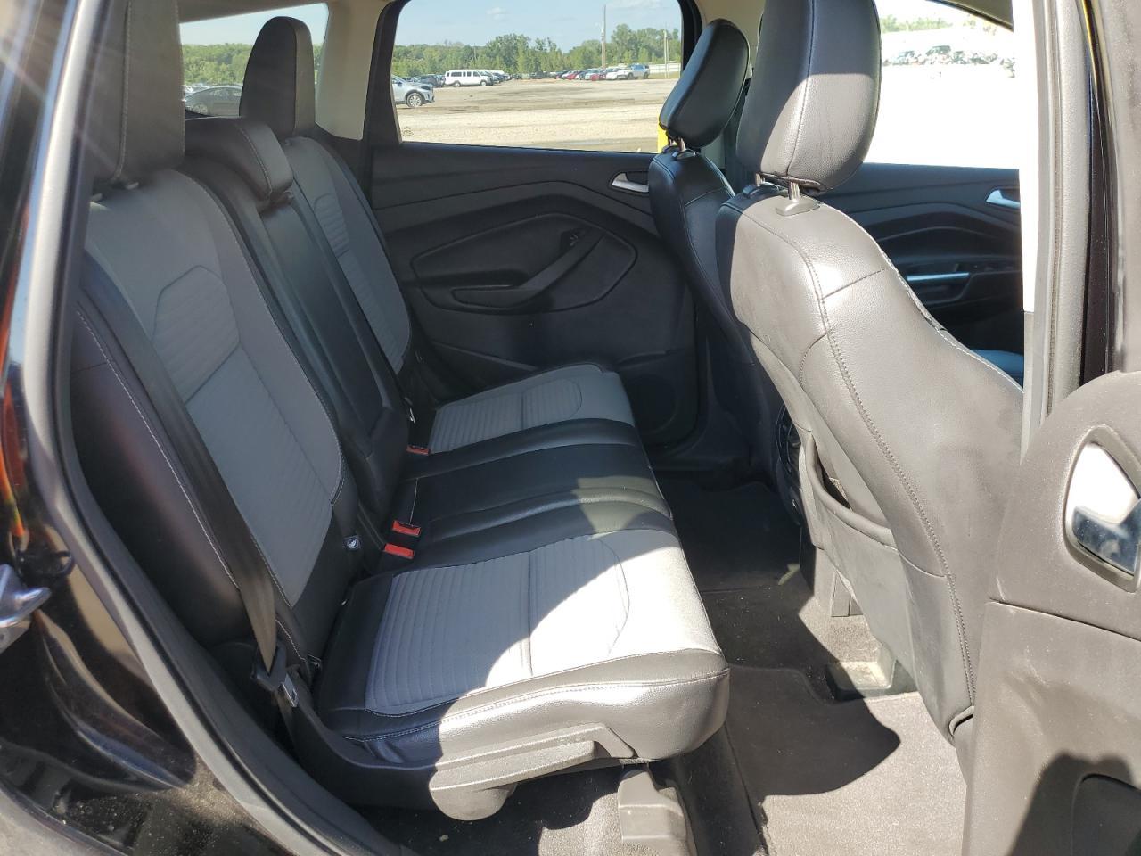 2019 Ford Escape se