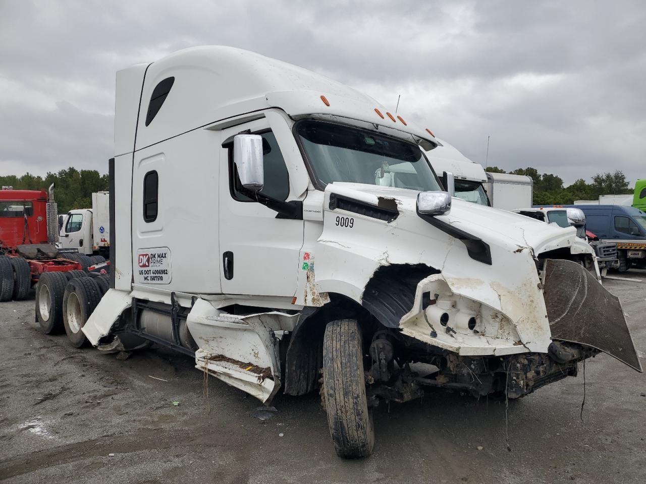 2021 Freightliner Cascadia 126 Semi Truck