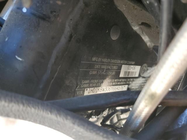 2006 Harley-Davidson Flhxi California