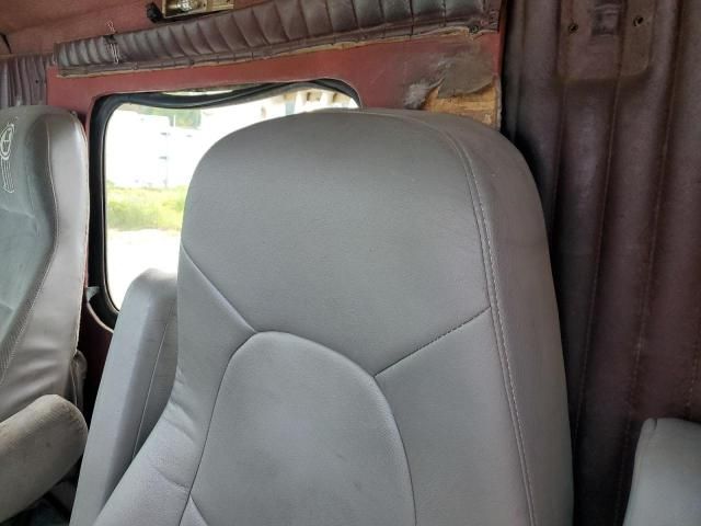2001 Kenworth T800 Semi Truck
