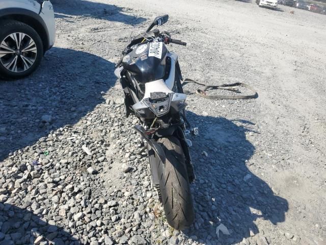 2025 Cf Moto 675SS