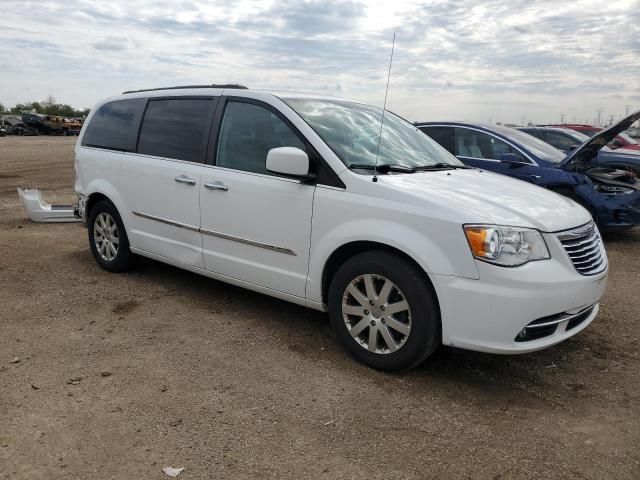 2016 Chrysler Town & Country Touring