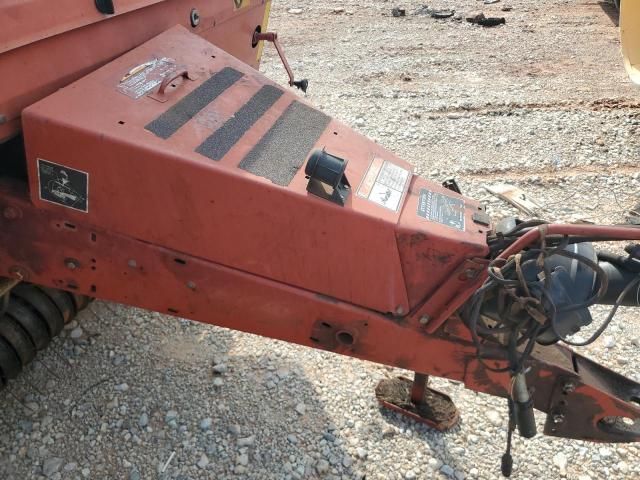 2015 Newholland 2015 New Holland 658 Round Baler