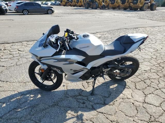 2025 Kawasaki EX500