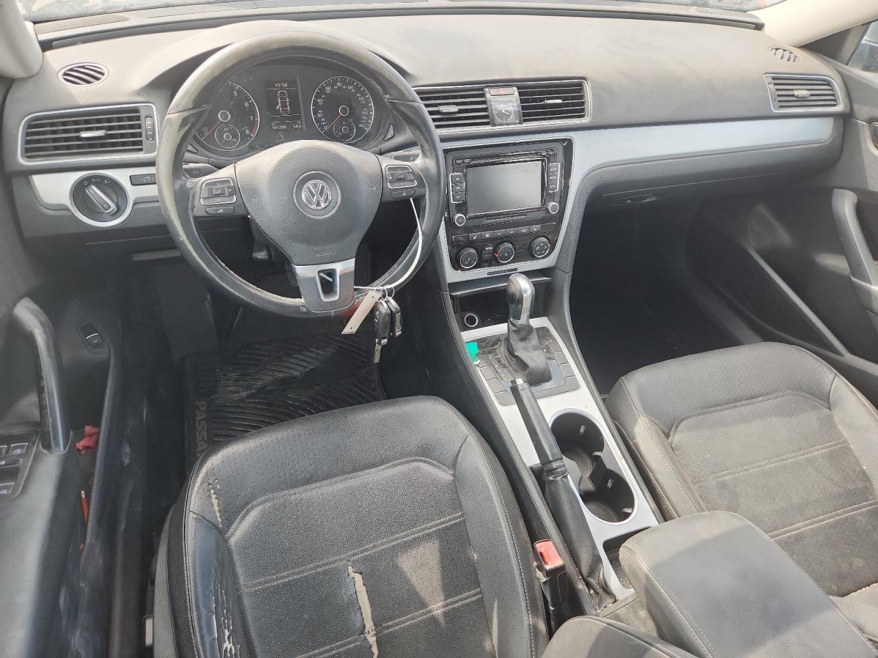 2013 Volkswagen Passat se