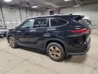 2023 Toyota Highlander Hybrid Bronze Edition