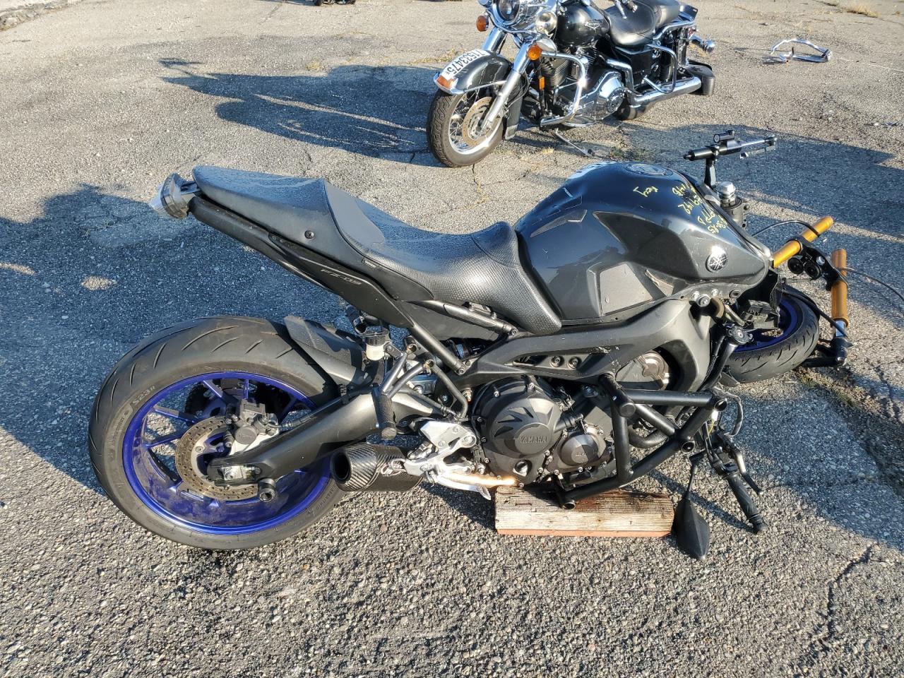 2014 Yamaha FZ09