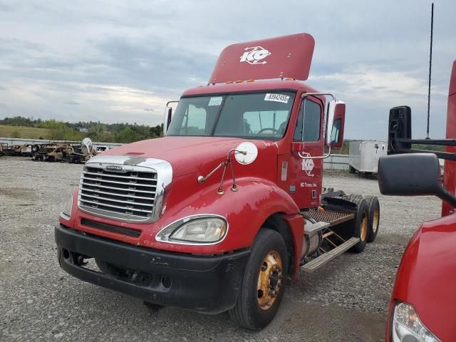 2009 Freightliner Columbia Semi Truck
