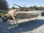 1983 Larson Boat