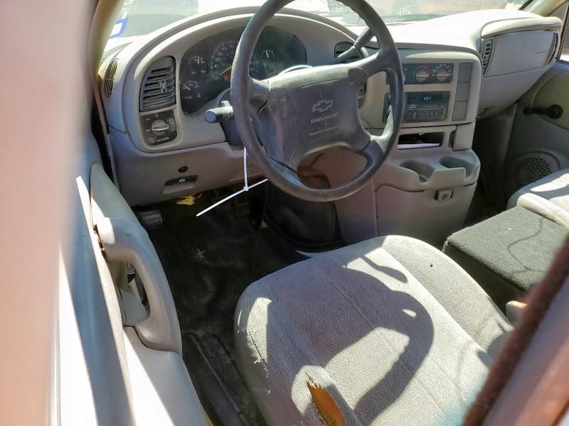 1992 GMC Safari XT
