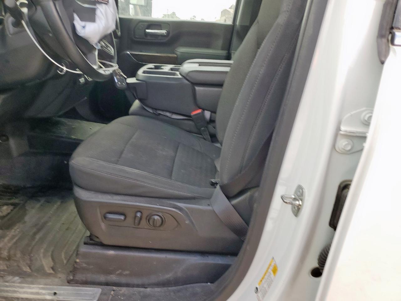 2023 GMC Sierra K2500 SLE