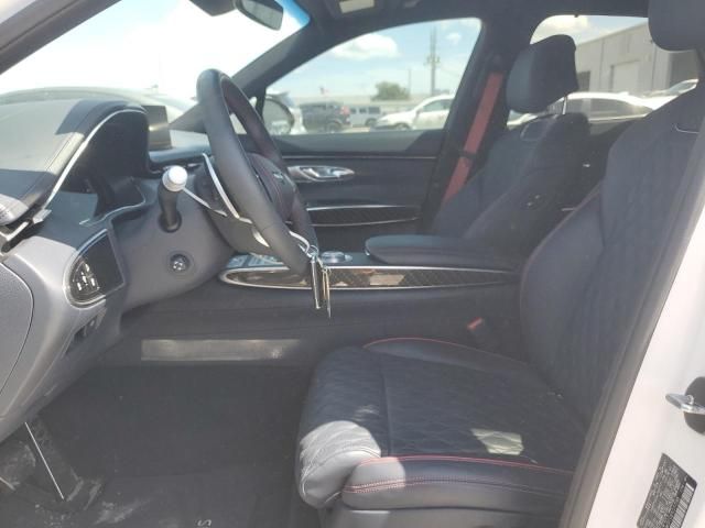 2023 Genesis GV70 Base