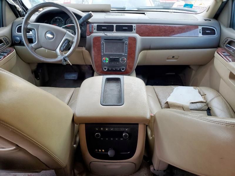 2014 Chevrolet Suburban C1500 LTZ
