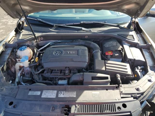 2015 Volkswagen Passat S