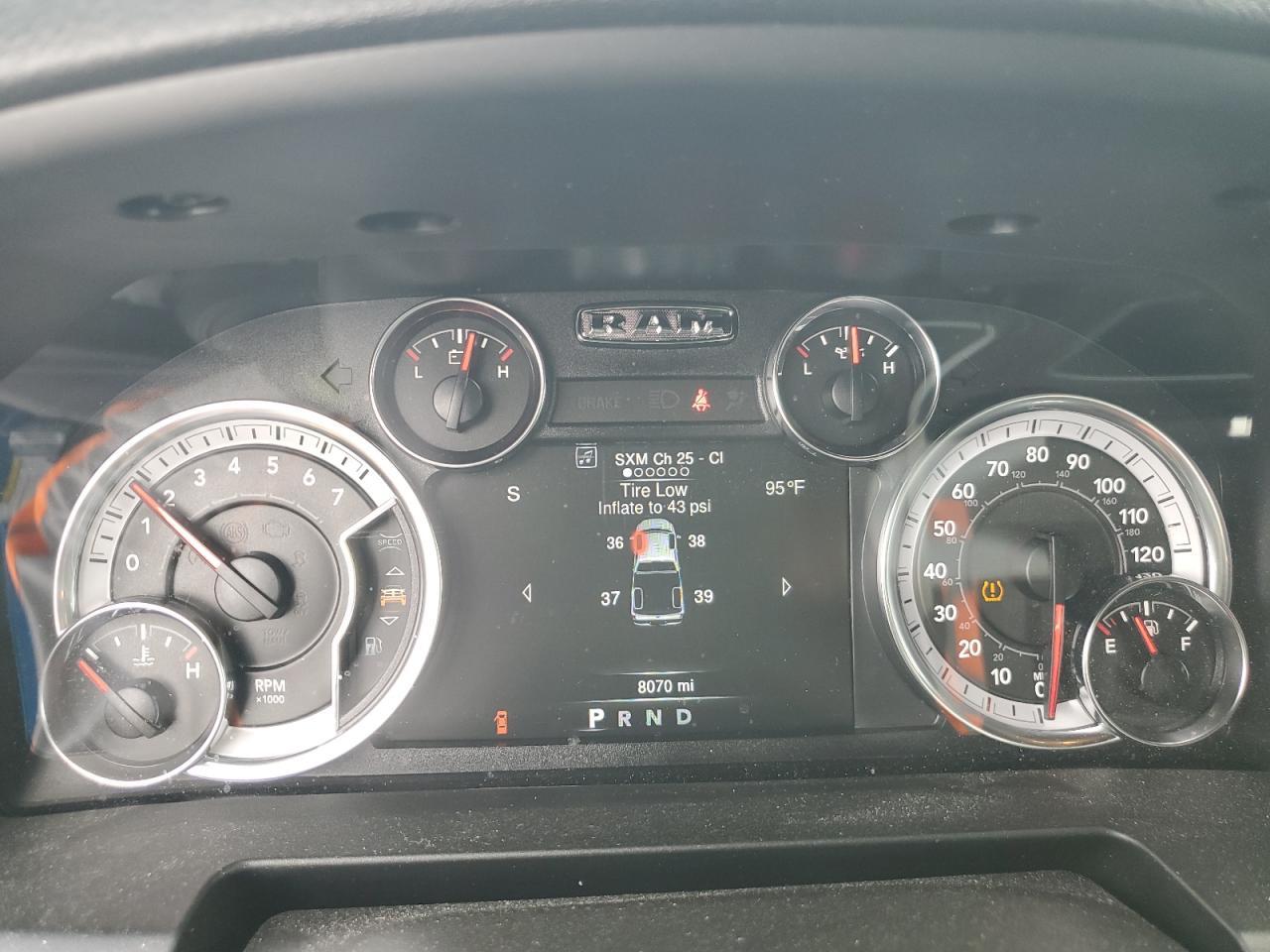 2024 Dodge Ram 1500 Classic slt