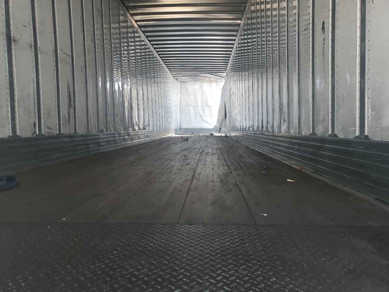 2025 Utility VS2DX DRY Van Trailer