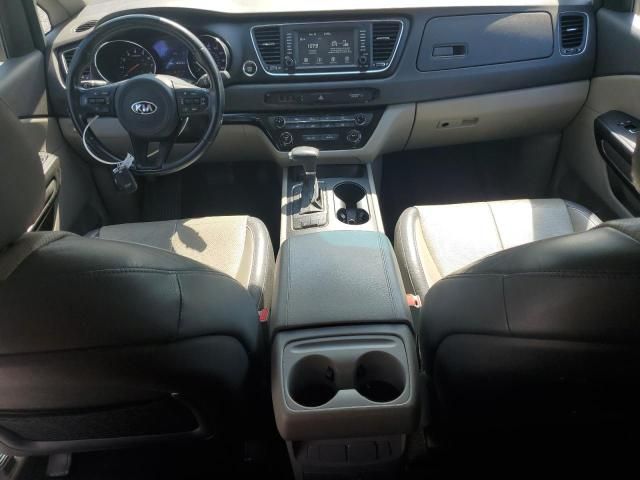 2017 KIA Sedona LX
