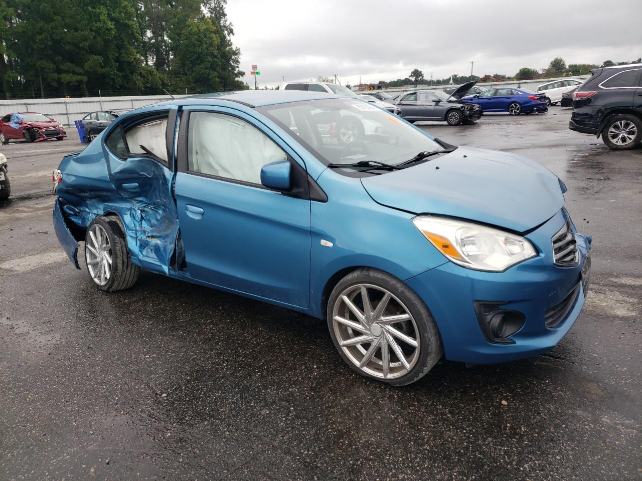 2017 Mitsubishi Mirage G4 es