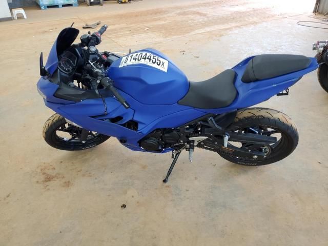 2023 Kawasaki EX400