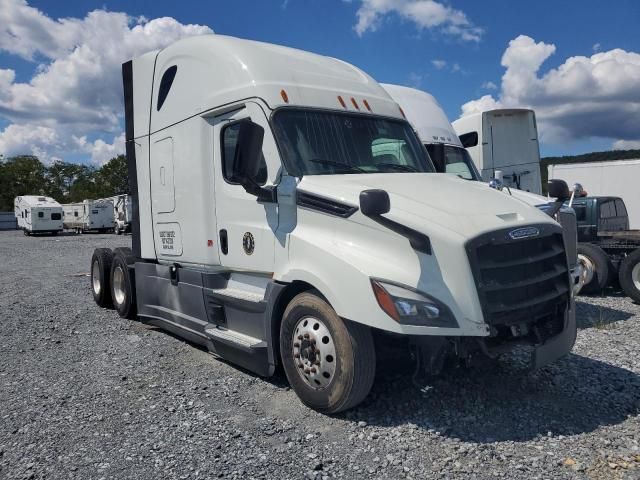 2022 Freightliner Cascadia 126 Semi Truck
