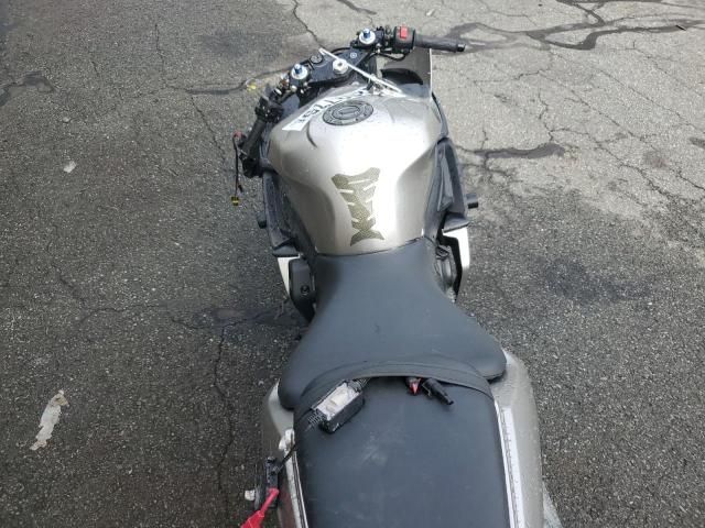 2003 Yamaha YZFR6 L