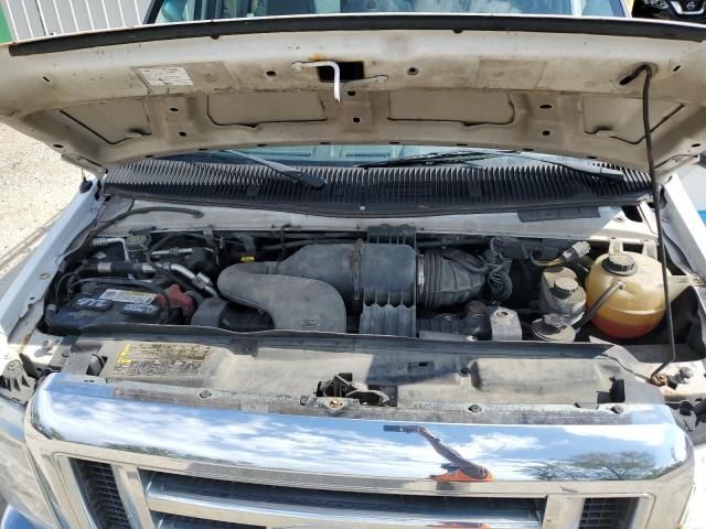 2012 Ford Econoline E350 Super Duty Van