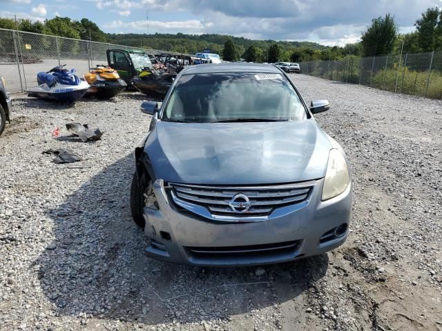 2010 Nissan Altima Base