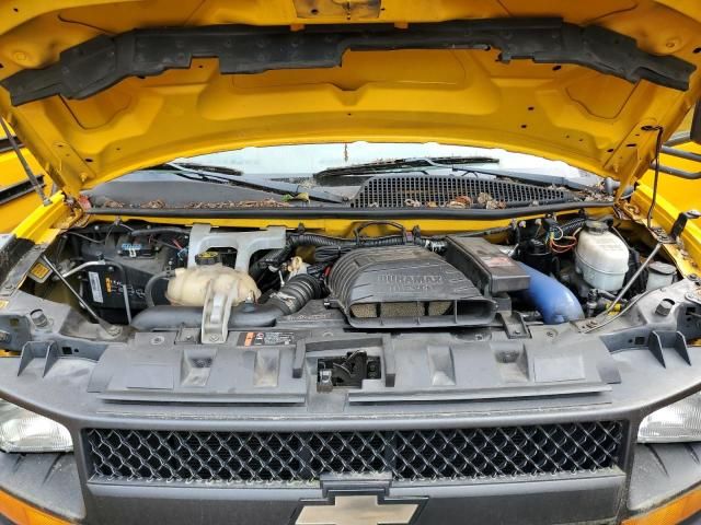 2013 Chevrolet 2013 Collins Bantam G3500-School Bus