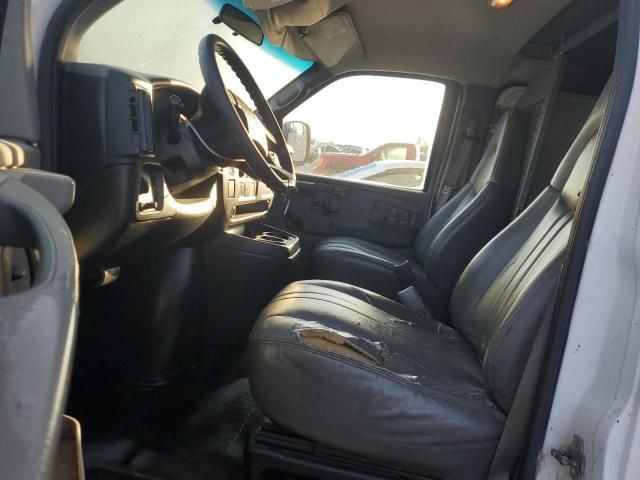 2005 GMC Savana G2500