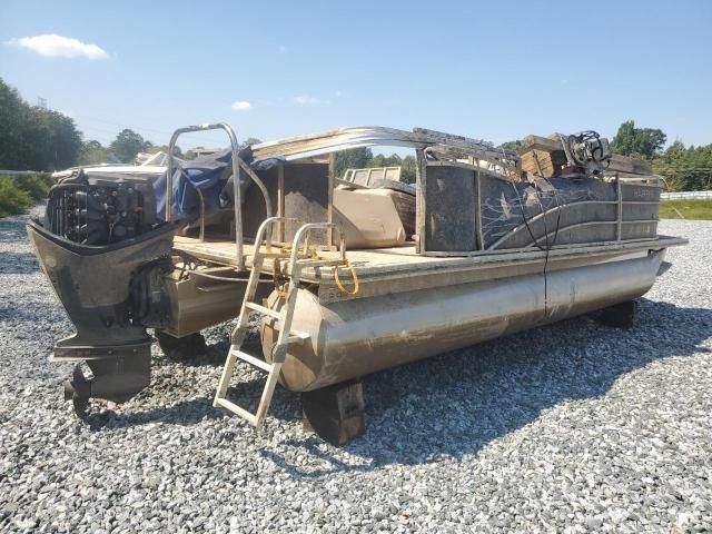 2014 Harris Kayot Sunliner Pontoon