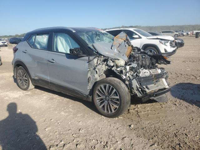 2024 Niss An Kicks sv