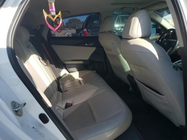 2019 Honda Insight Touring
