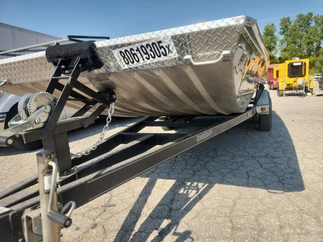 2011 Alweld Boat