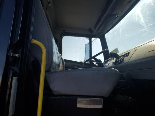 2001 Freightliner Medium Conventional FL70