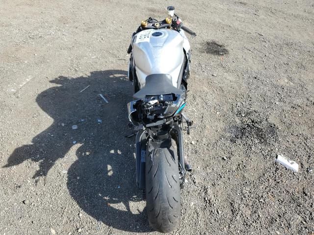 2025 Suzuki GSX-R1000 R