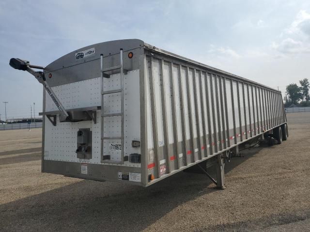 2019 Cornhusker AG Hopper-Agriculture Trailers Feed Delivery TRA