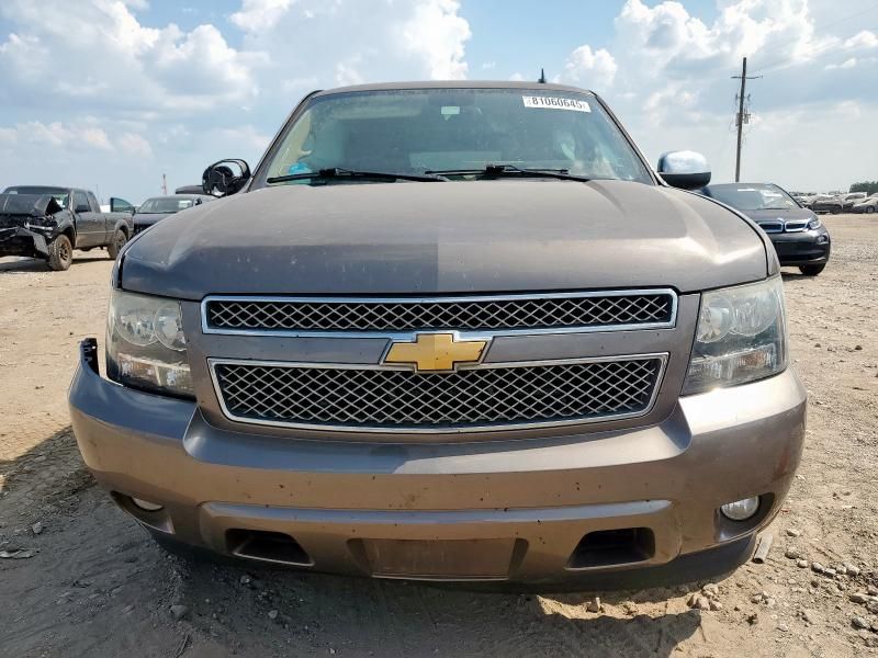 2014 Chevrolet Suburban C1500 LTZ