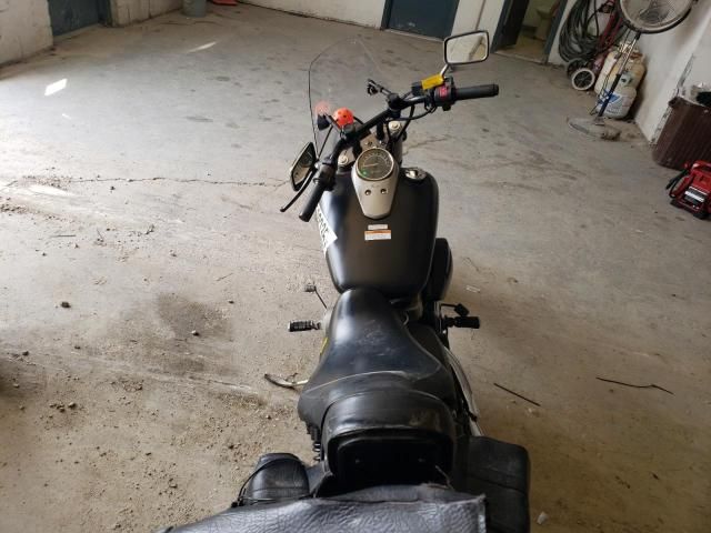 2013 Honda VT750 C2B